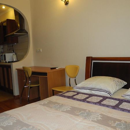 Comfortel Aparthotel Odessa Eksteriør billede