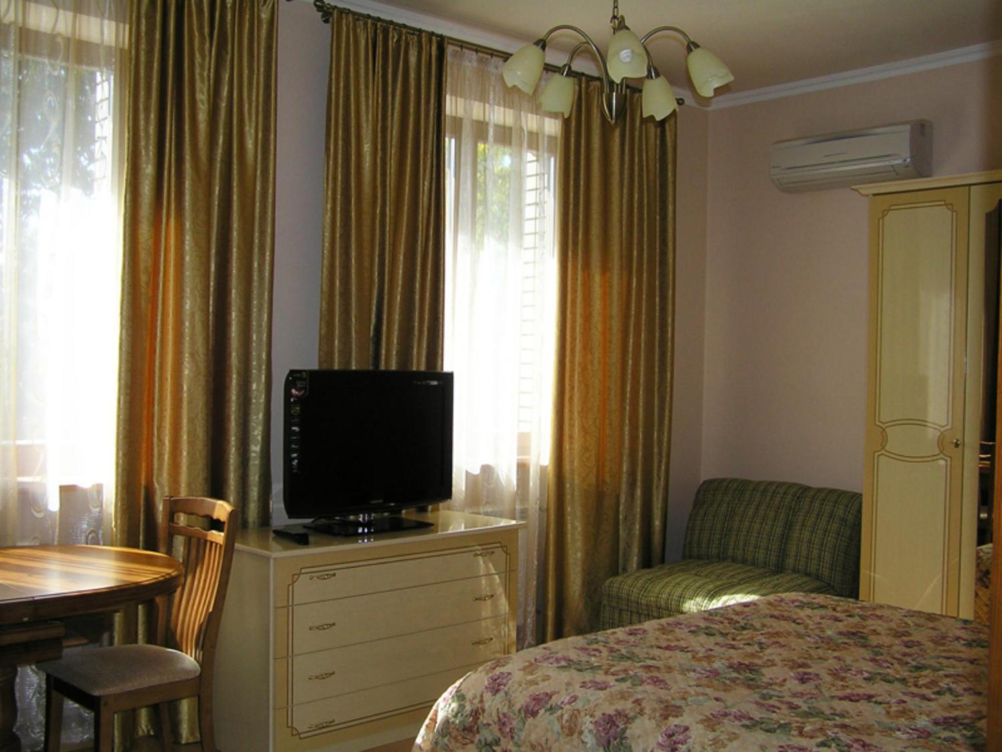 Comfortel Aparthotel Odessa Eksteriør billede